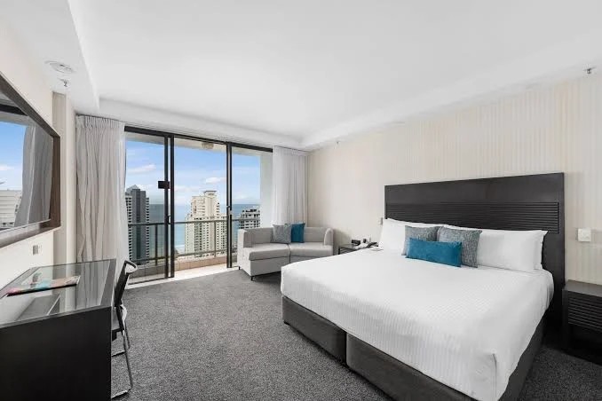 Crowne Plaza Accom